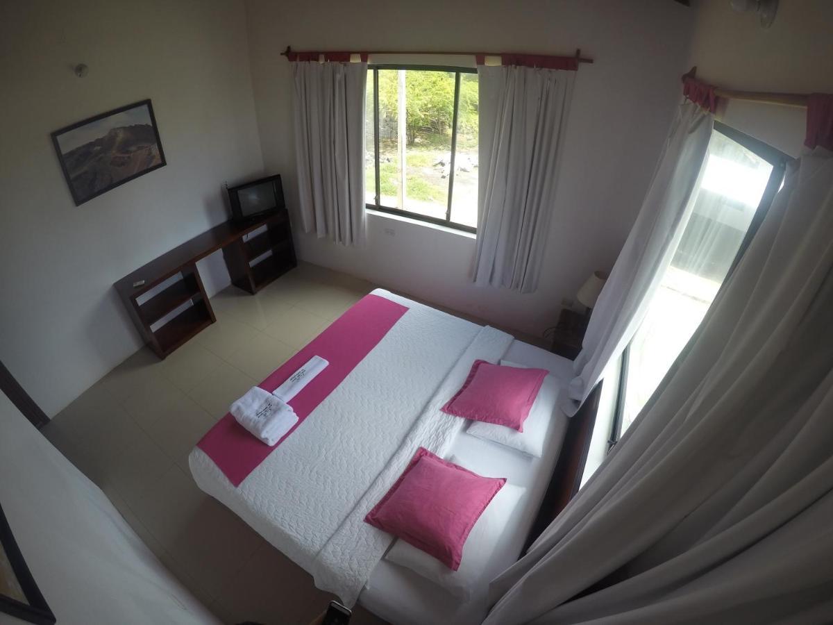Hotel La Gran Tortuga - ᯤ Starlink Puerto Villamil Kültér fotó