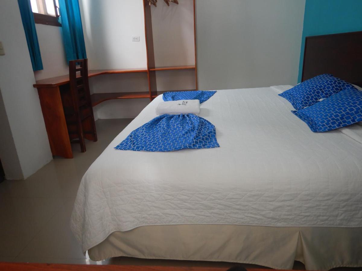 Hotel La Gran Tortuga - ᯤ Starlink Puerto Villamil Kültér fotó
