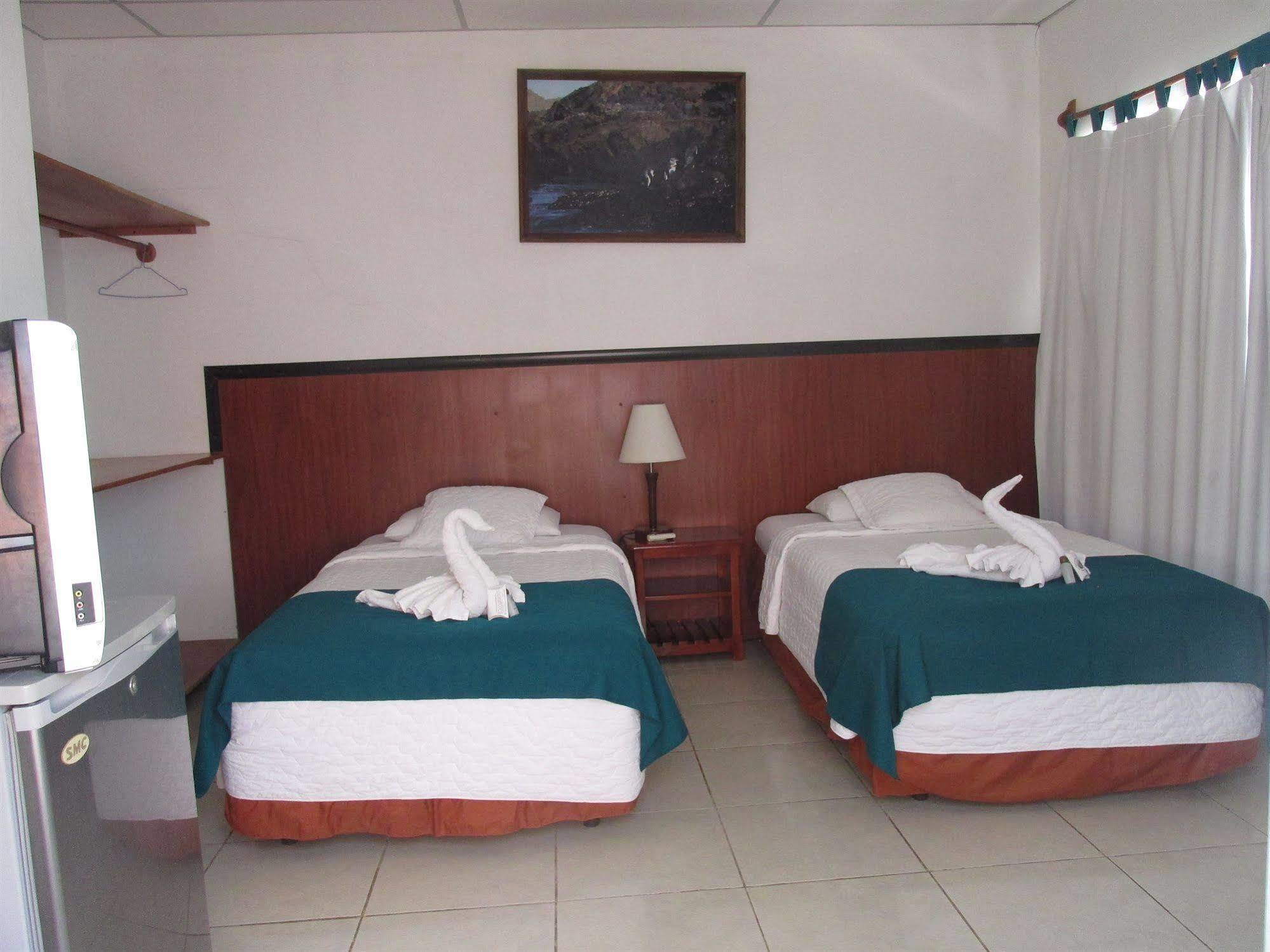 Hotel La Gran Tortuga - ᯤ Starlink Puerto Villamil Kültér fotó