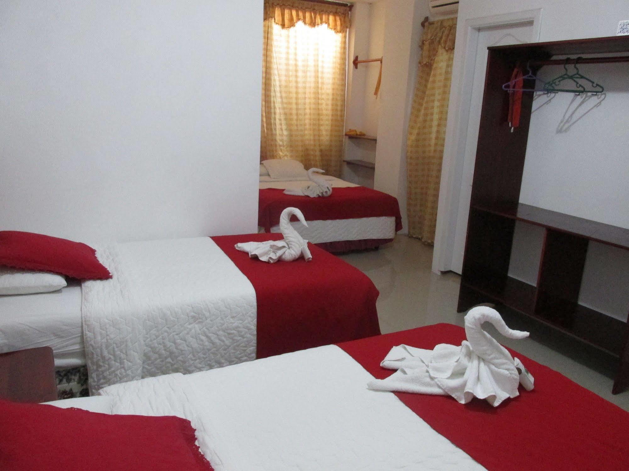 Hotel La Gran Tortuga - ᯤ Starlink Puerto Villamil Kültér fotó